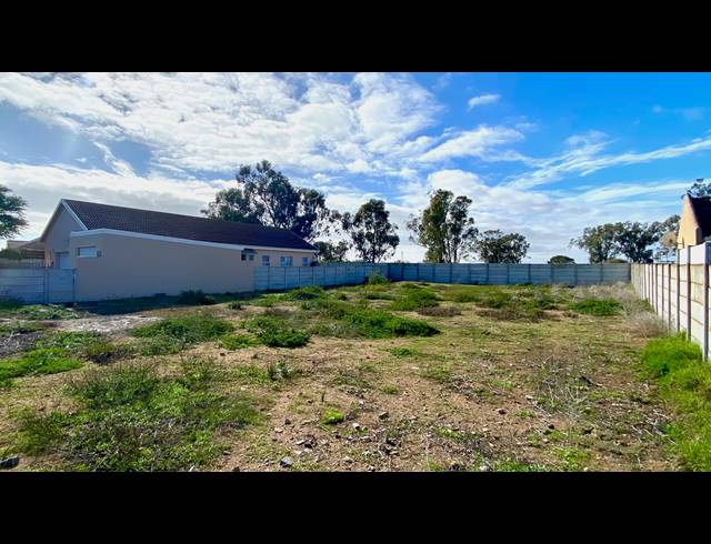 569M² VACANT LAND FOR SALE IN PORT OWEN